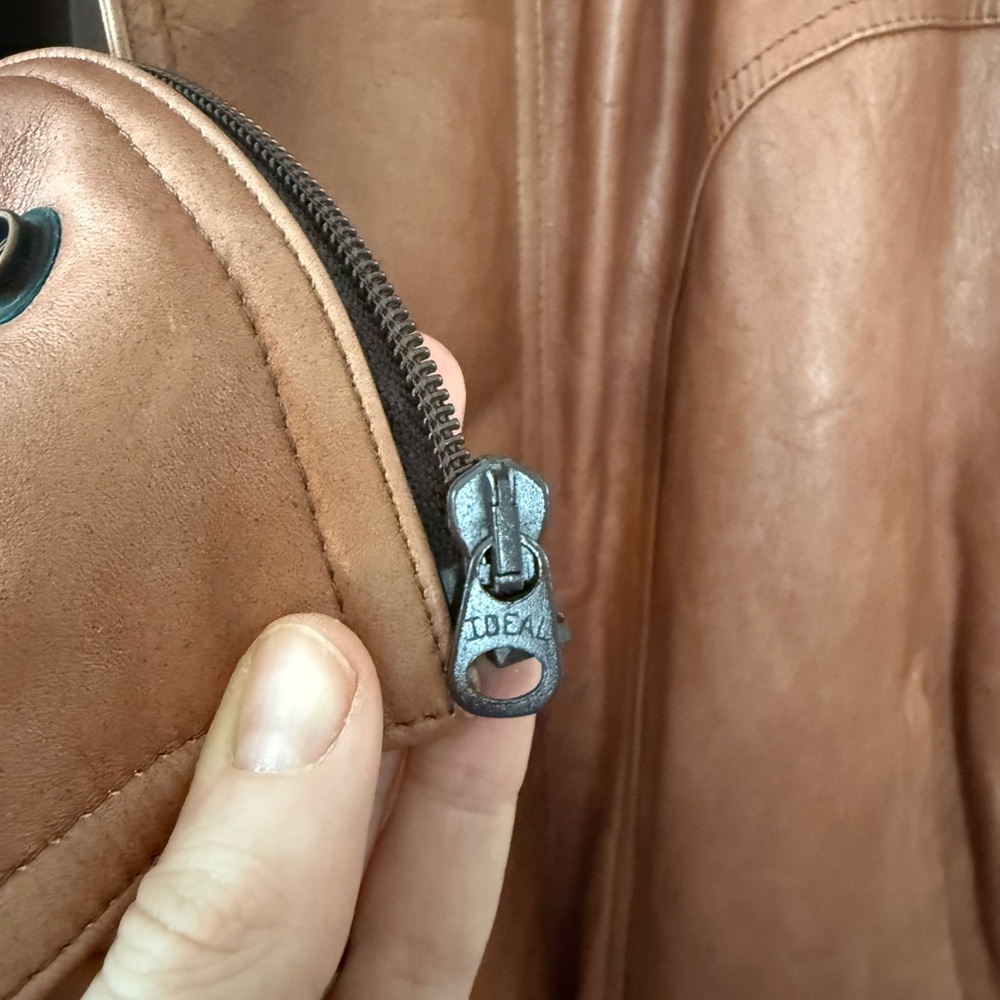 Vintage Tan Leather Bomber Jacket - Picture 6 of 7